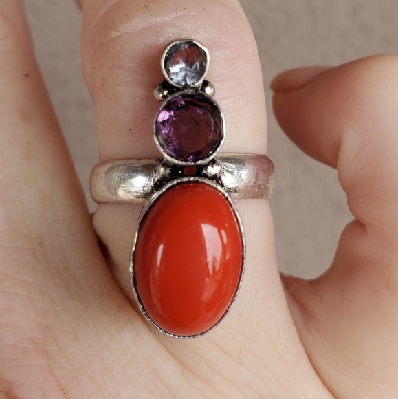 New Red Coral and Amethyst 925 Silver Ring. - Picture 6 of 13